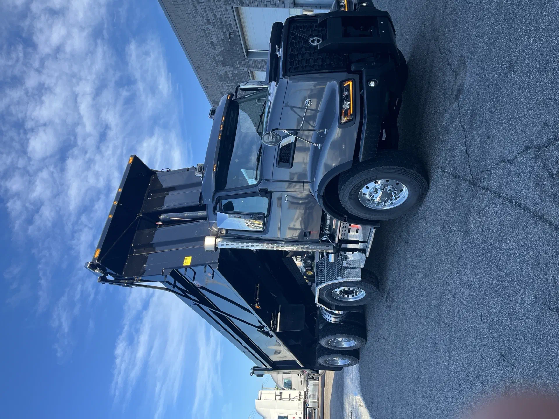 Volvo Day Cab