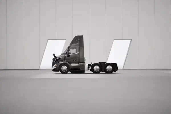 Volvo VNR 64T 300 Edge