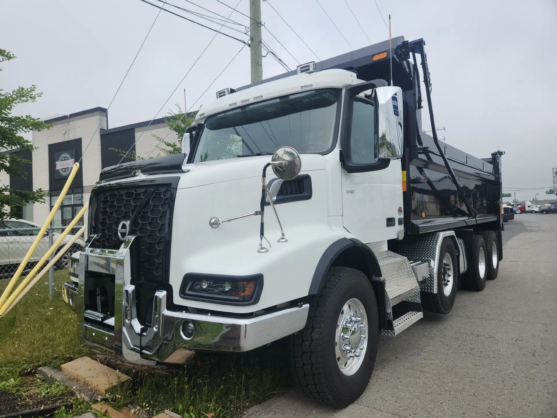 Volvo Day Cab